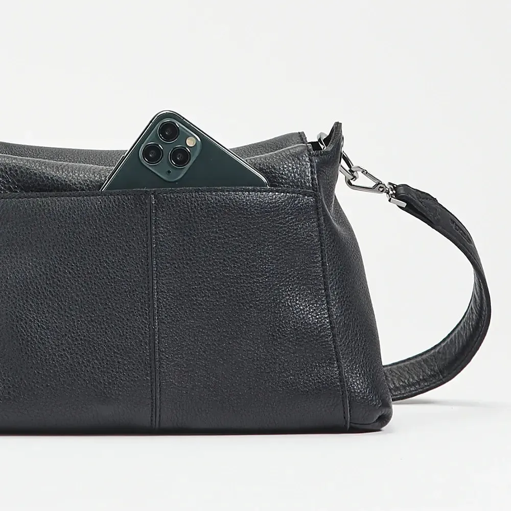 Hammitt Bryant Med Leather Shoulder Bag Black/Gunmetal